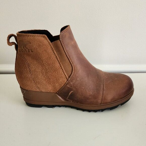 SOREL Evie II Chelsea Boot | Size 6 | Wedge Heel Grip Sole Suede Brown LIKE NEW - Picture 2 of 9